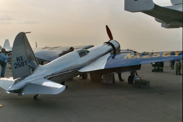 Howard Hughes crosses the United States in seven and a half hours