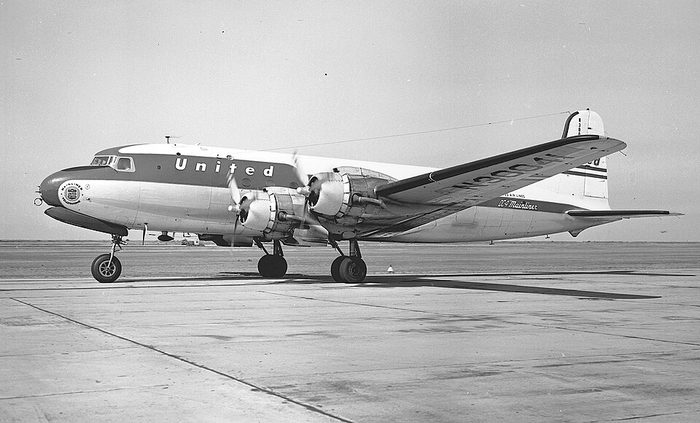 Vuela el Douglas DC-4