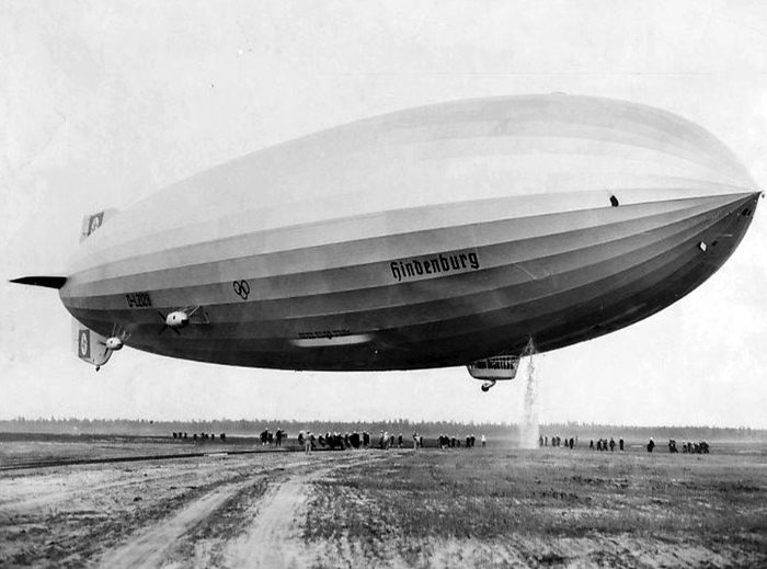 Arde el Hindenburg