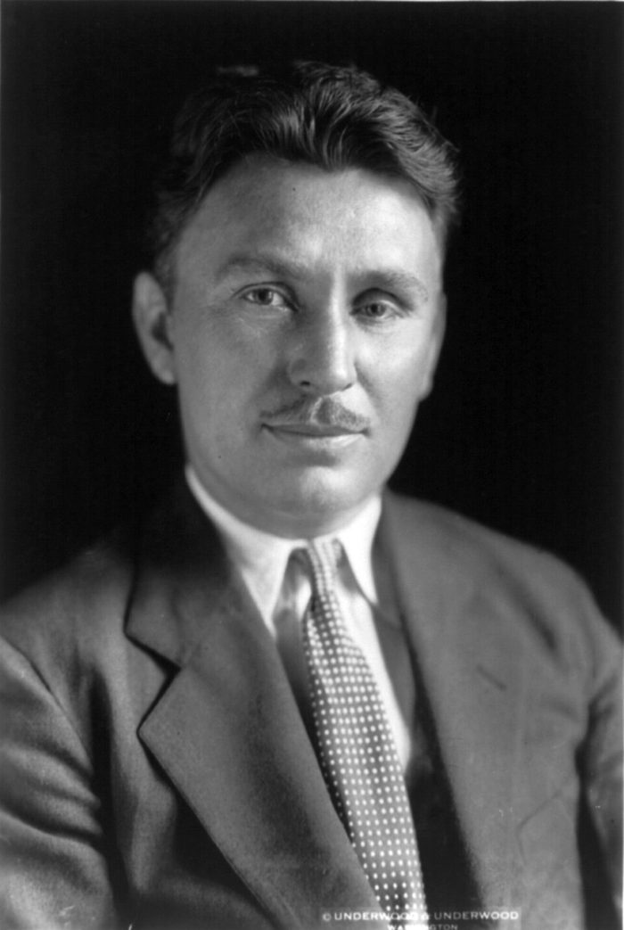 Wiley Post, solo alrededor del mundo