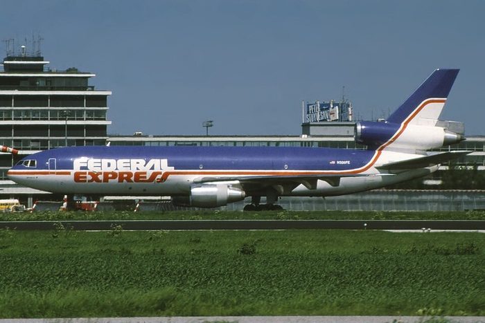 The DC-10 flies