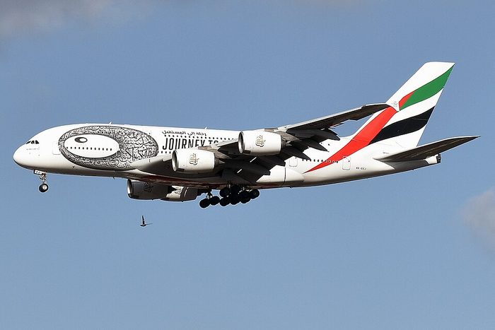 El A380 entra en servicio