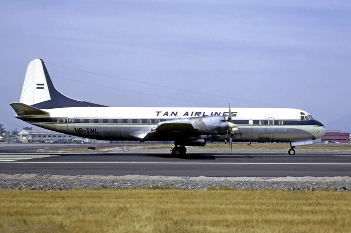 Vuela el Lockheed Electra