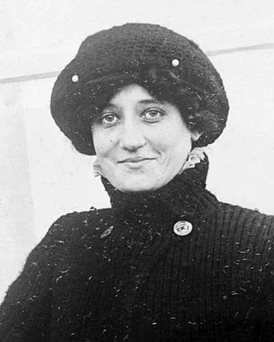Portrait of Raymonde de Laroche