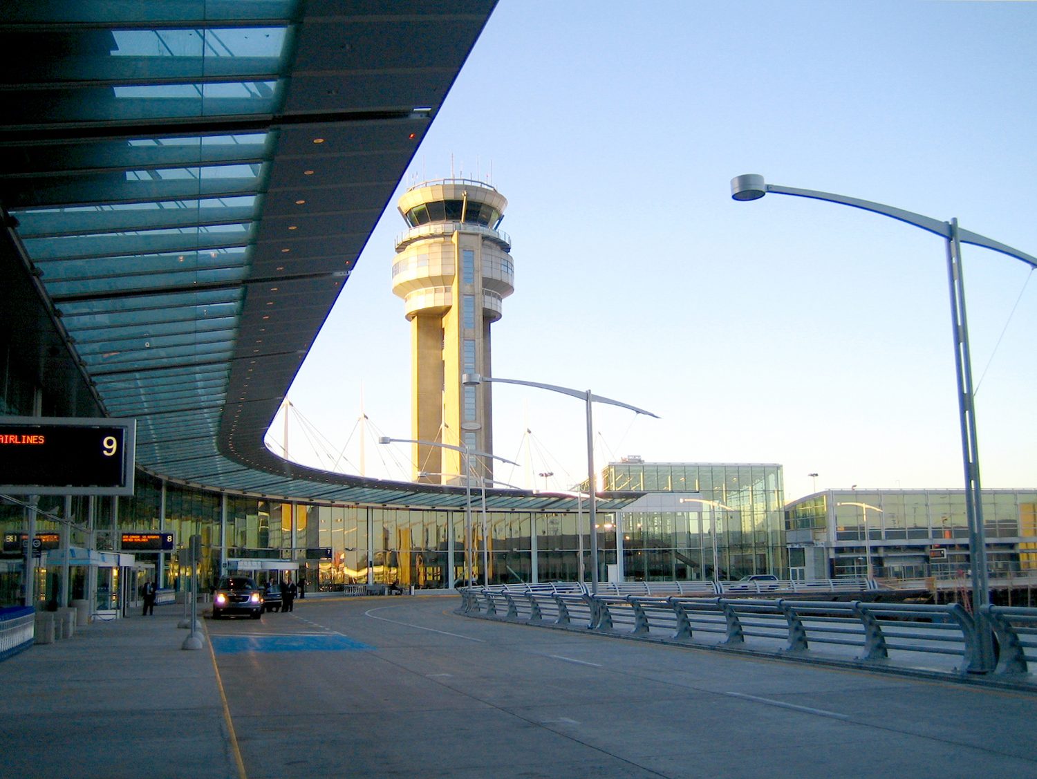 Montreal / Pierre Elliott Trudeau International Airport