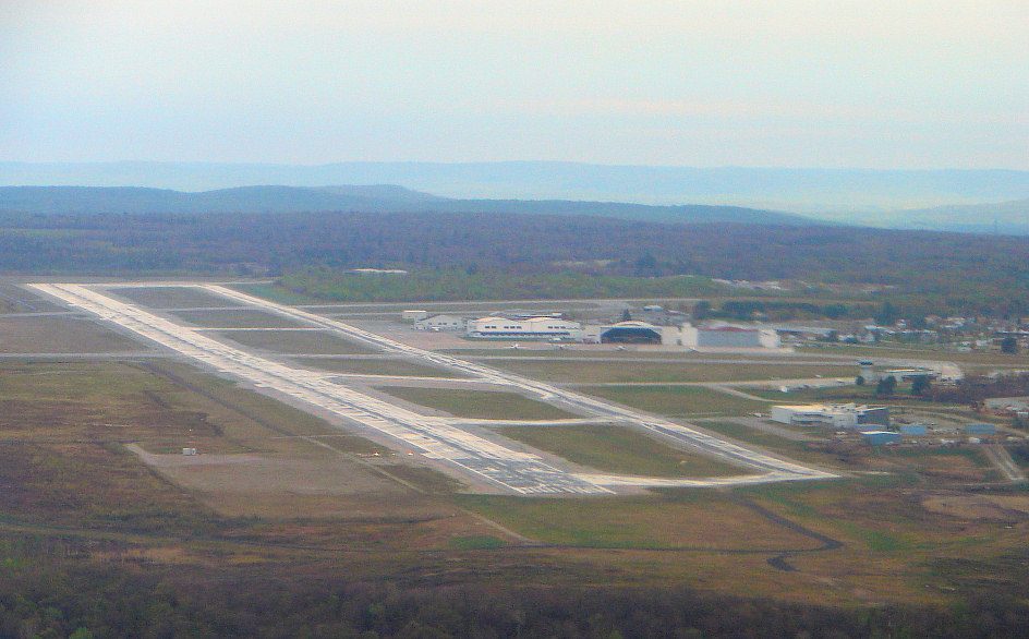 North Bay Jack Garland Airport