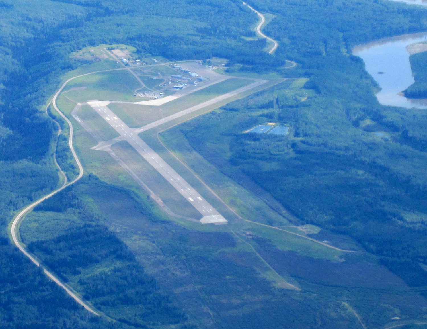 Aeropuerto de Fort Nelson