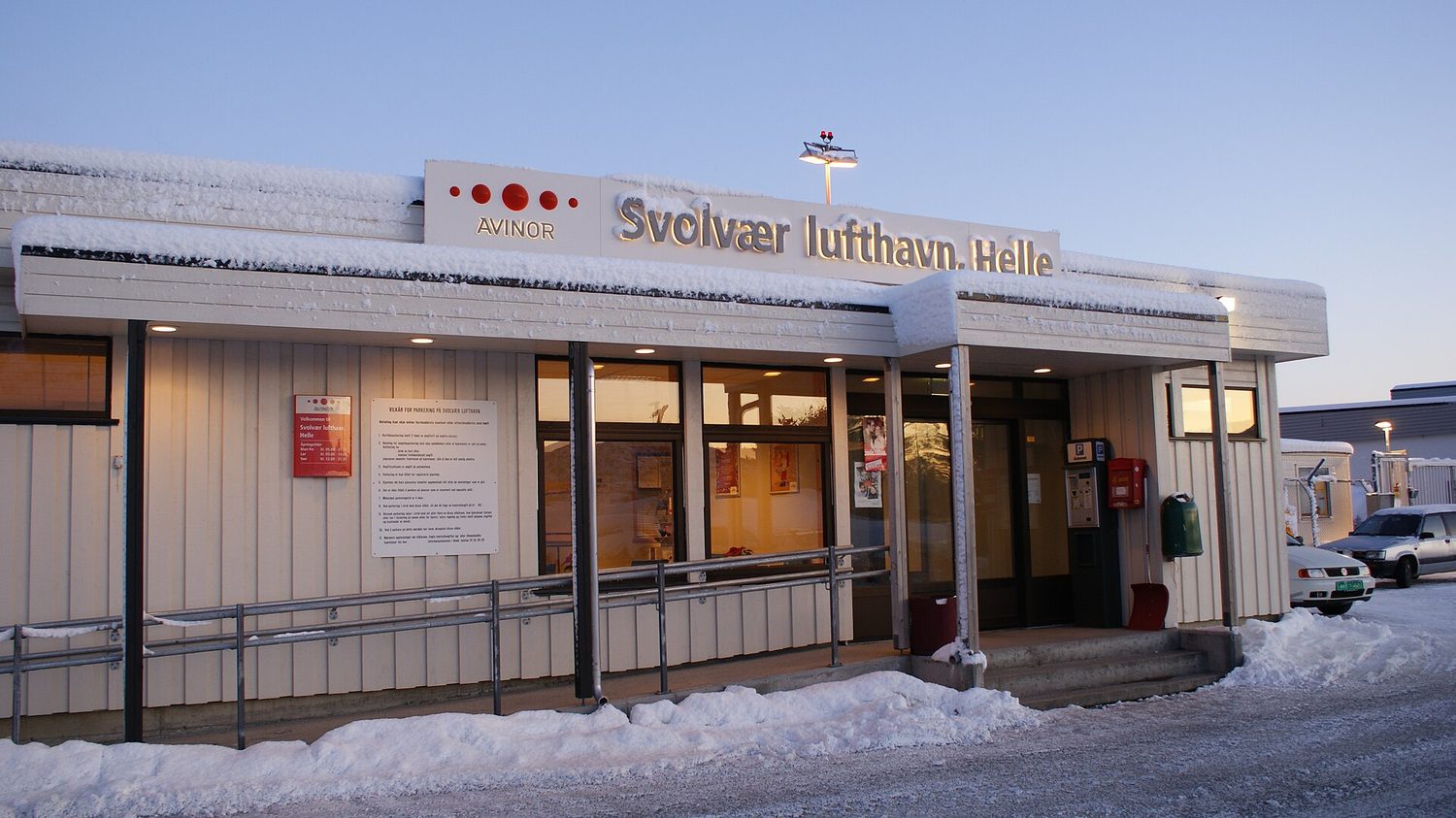 Svolvær Airport, Helle