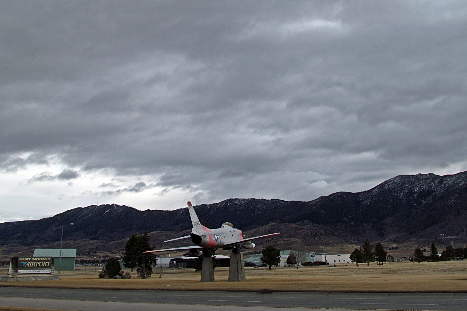 Bert Mooney Airport