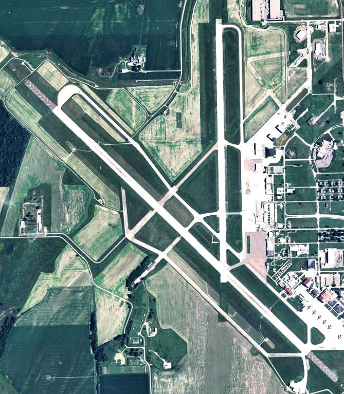 Sioux Gateway Airport / Brigadier General Bud Day Field