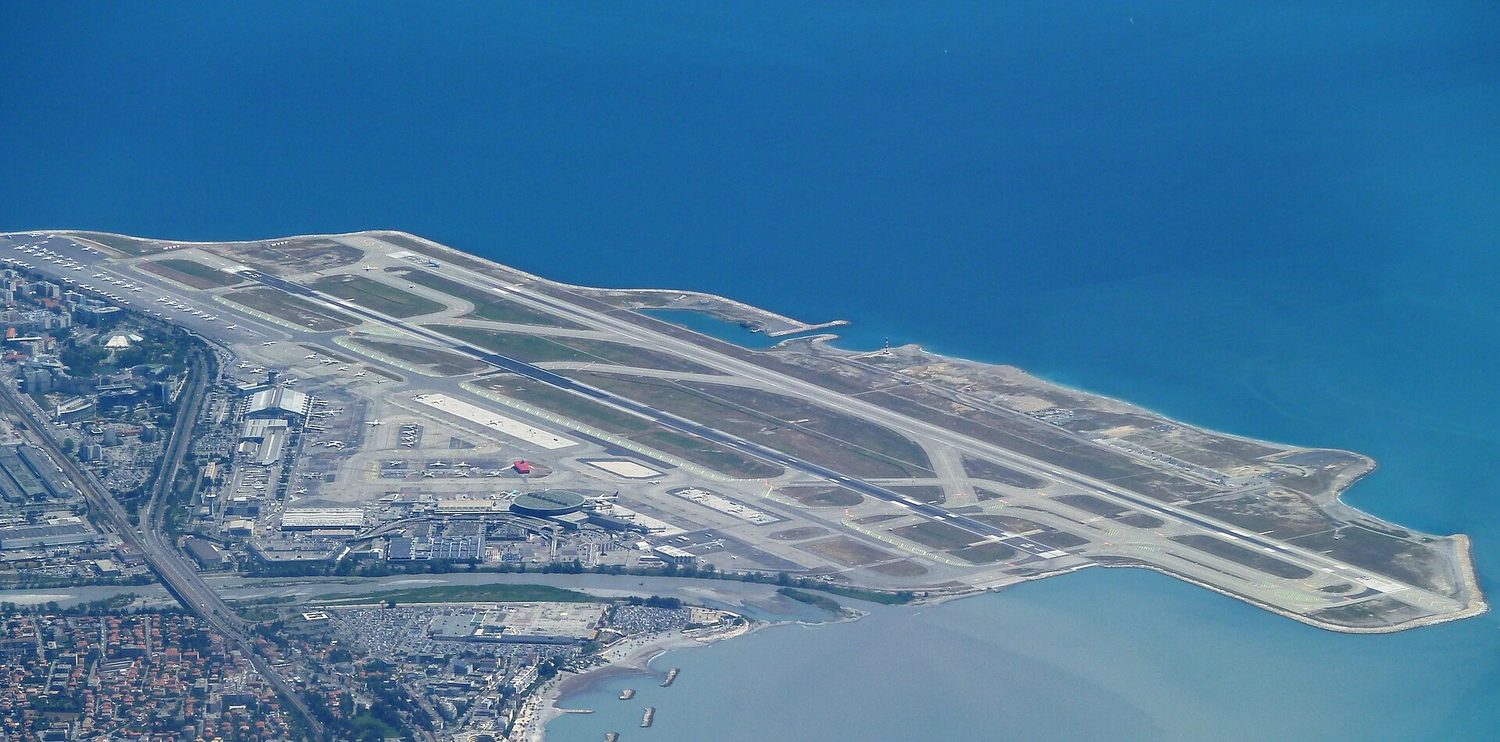 Aeropuerto Internacional Niza Costa Azul