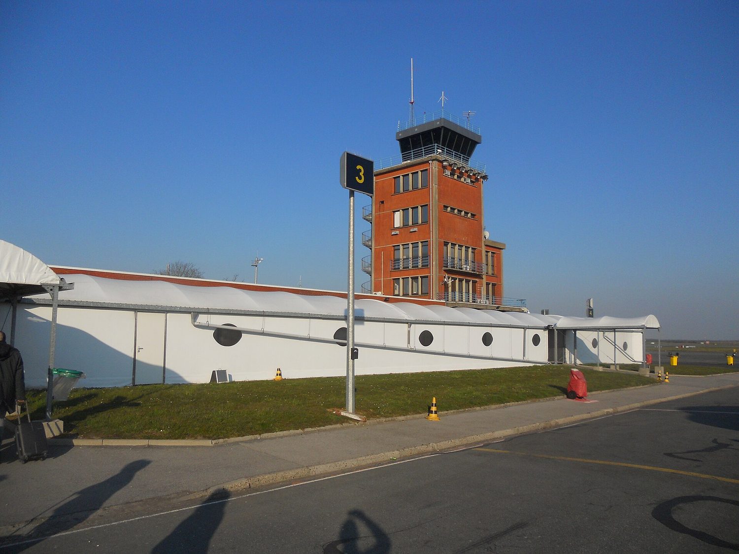 Beauvais-Tillé airport