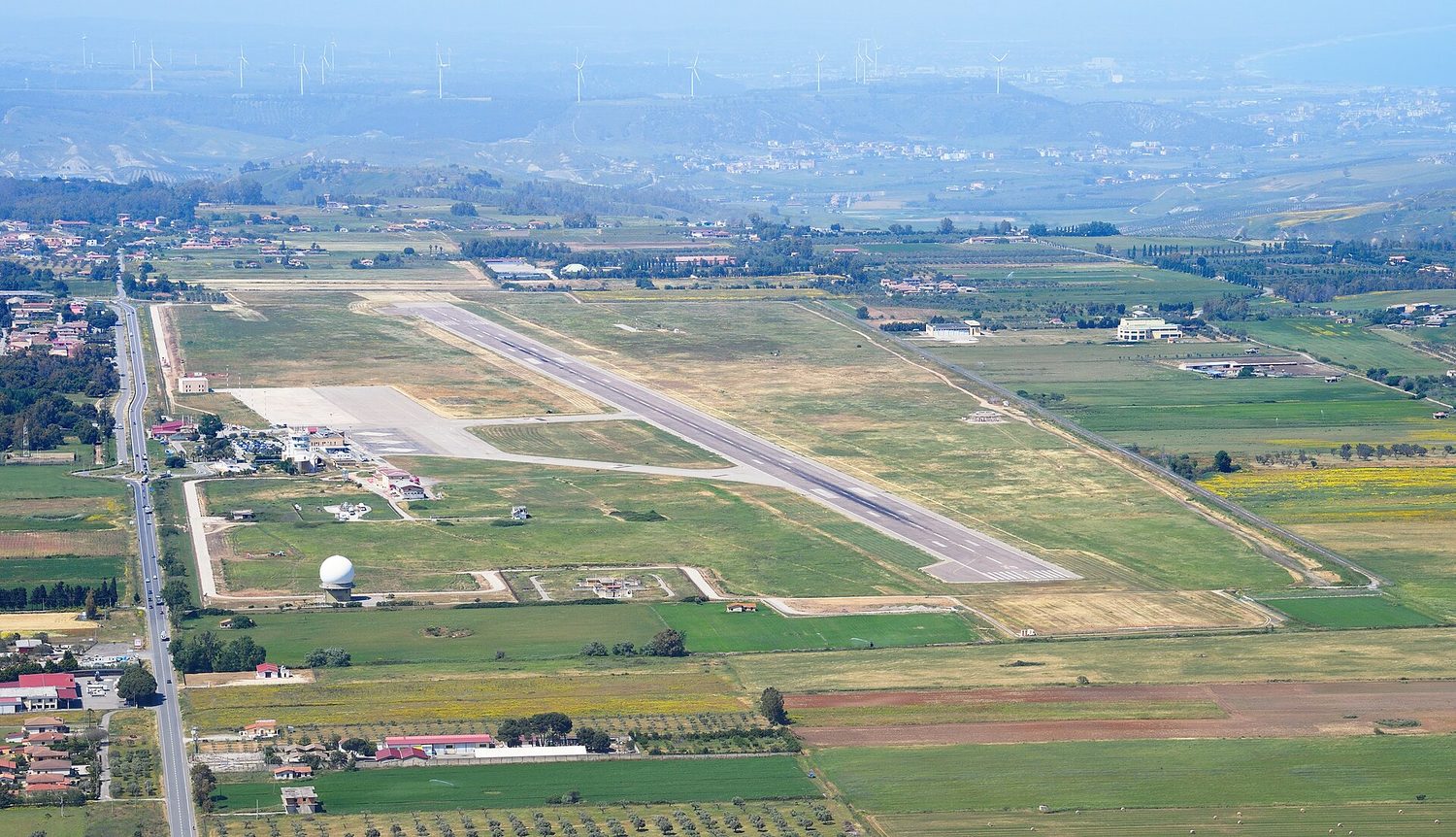 Aeropuerto de Crotona