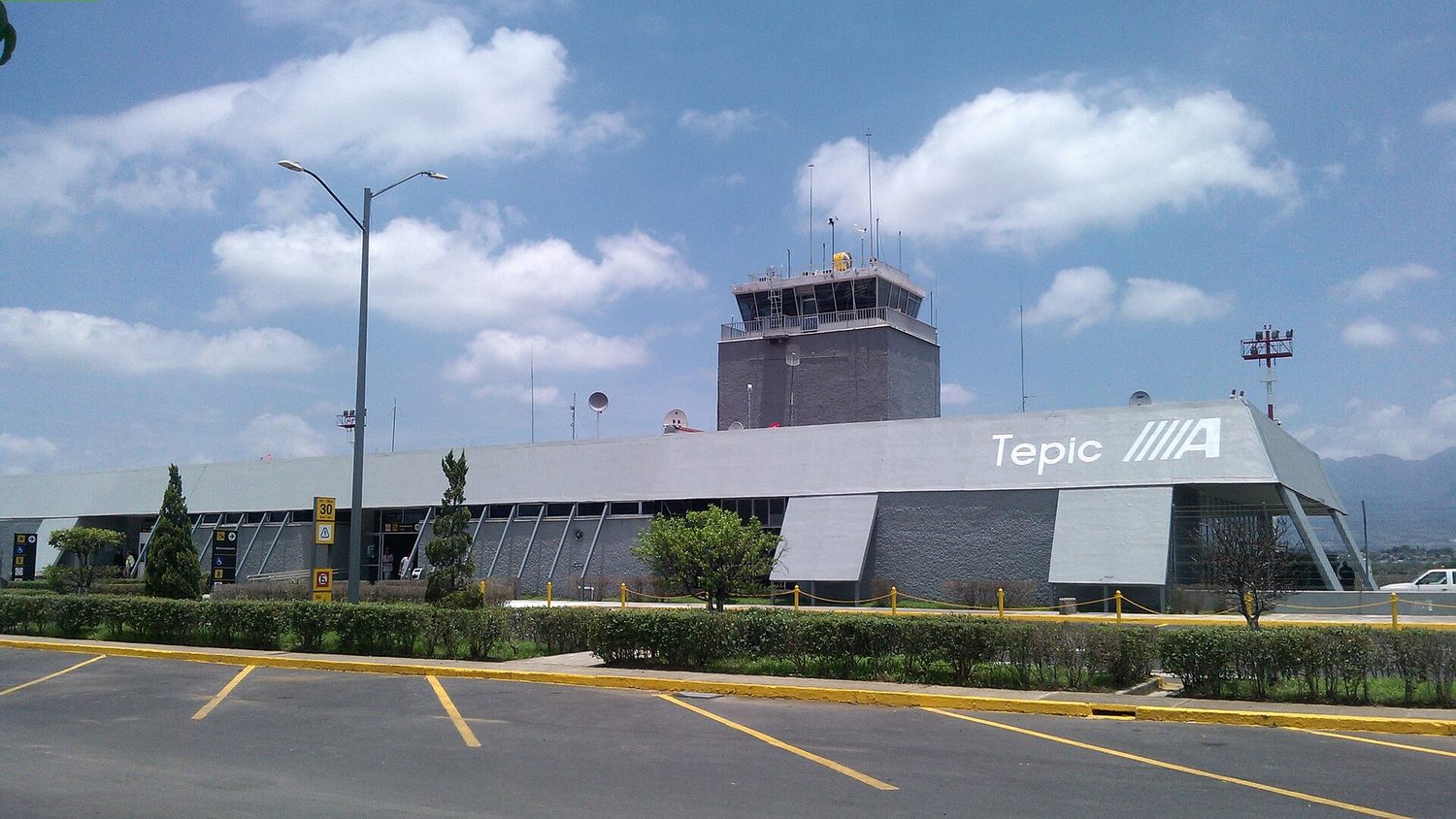 Aeropuerto Internacional Amado Nervo