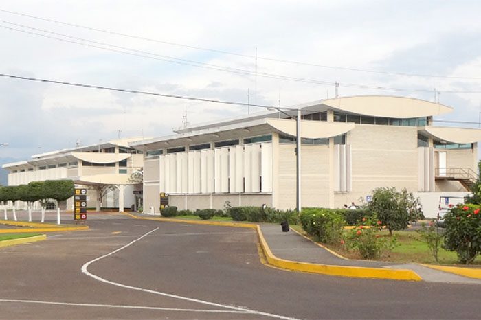 Aeropuerto Internacional de Uruapan