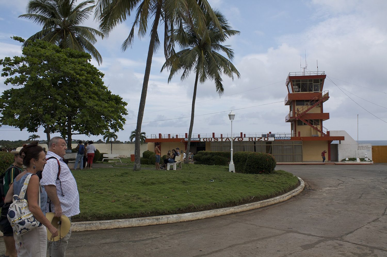 Aeropuerto Gustavo Rizo
