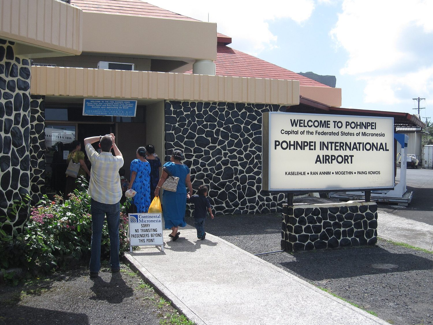 Aeropuerto Internacional de Pohnpei