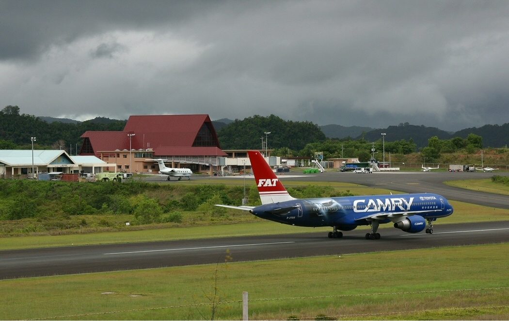 Roman Tmetuchl International Airport