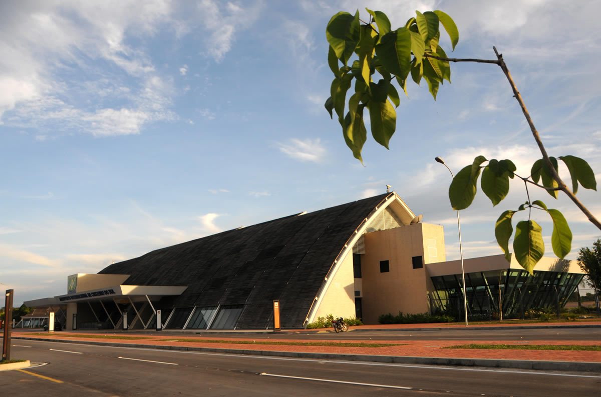 Aeropuerto Internacional de Cruzeiro do Sul