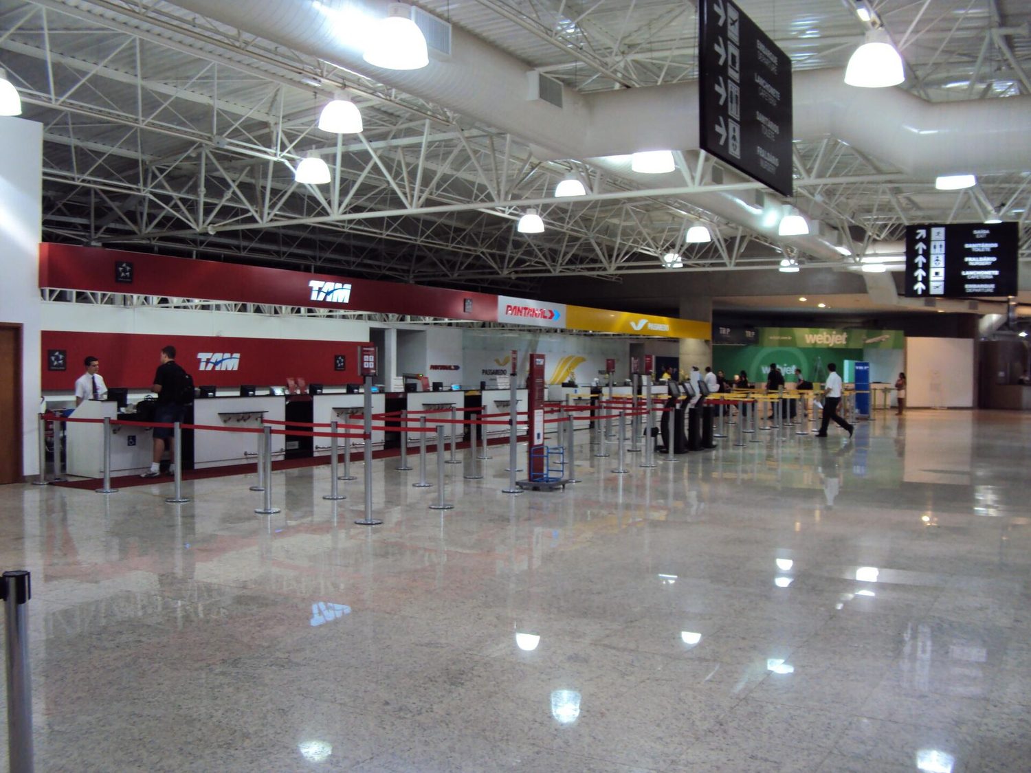 Leite Lopes Airport