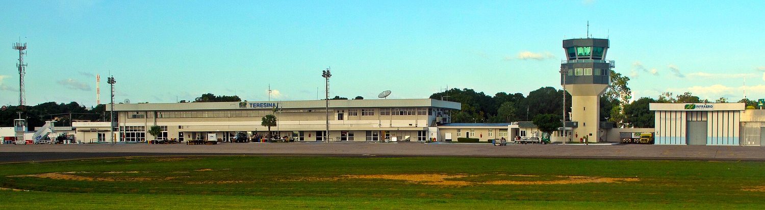Senador Petrônio Portela Airport