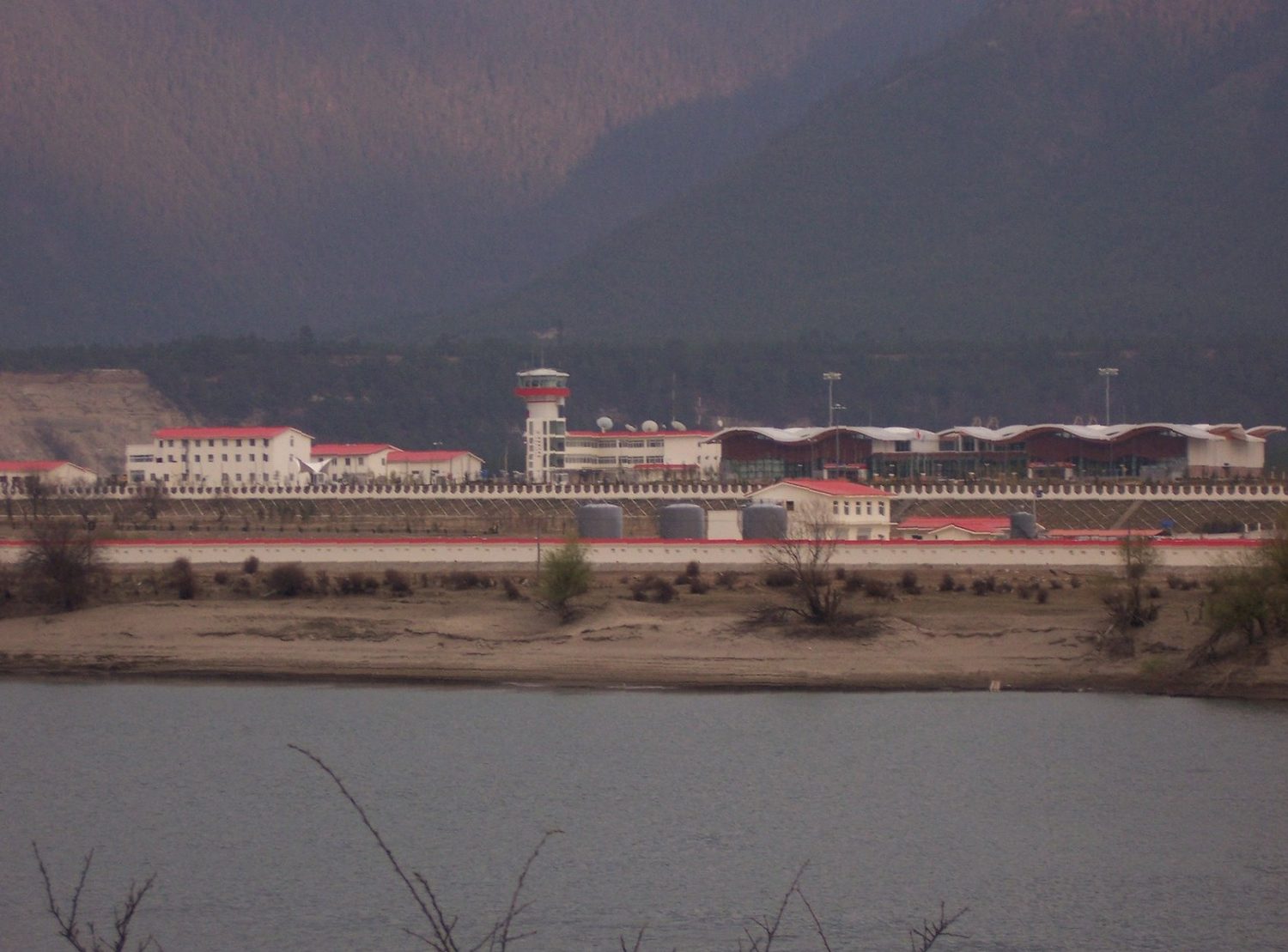 Nyingchi Mainling Airport
